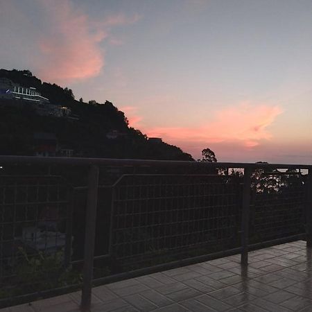 Small Guest House Kvariati Luaran gambar