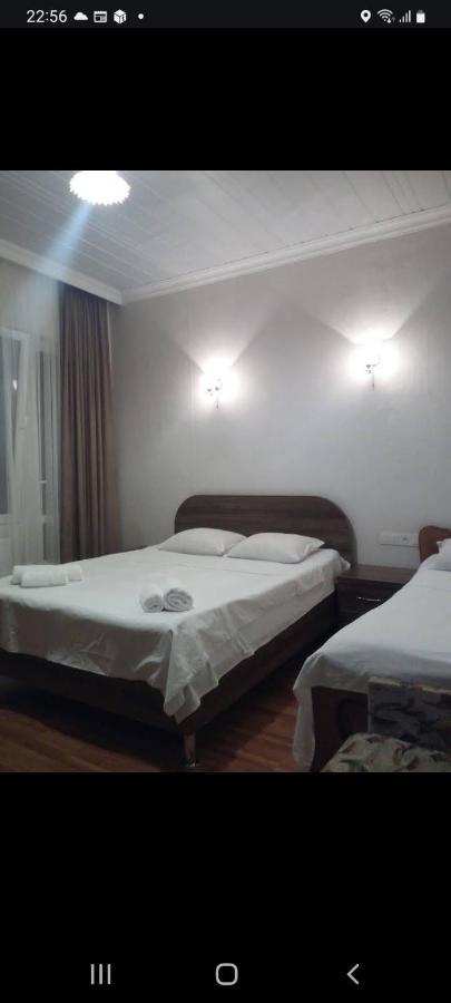 Small Guest House Kvariati Luaran gambar
